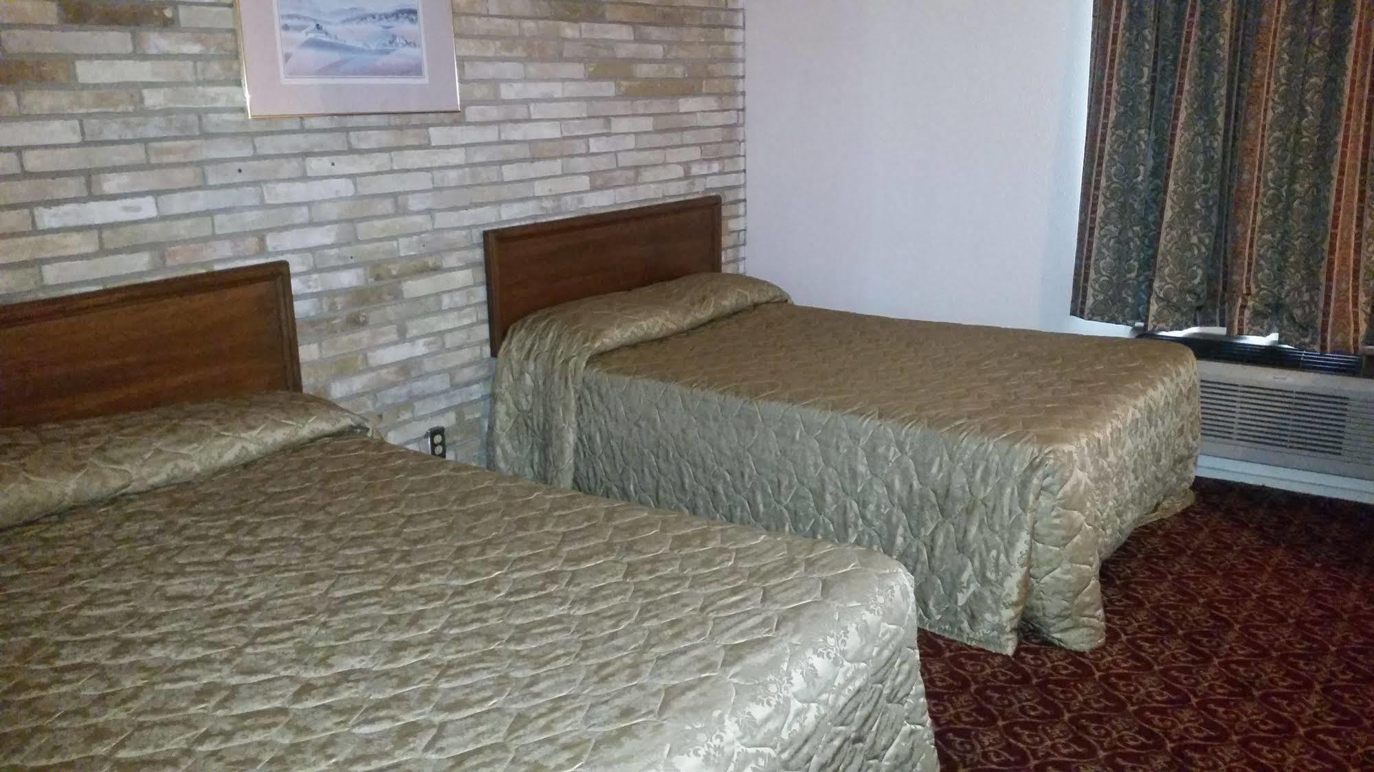 Executive Inn And Suites Waxahachie Esterno foto